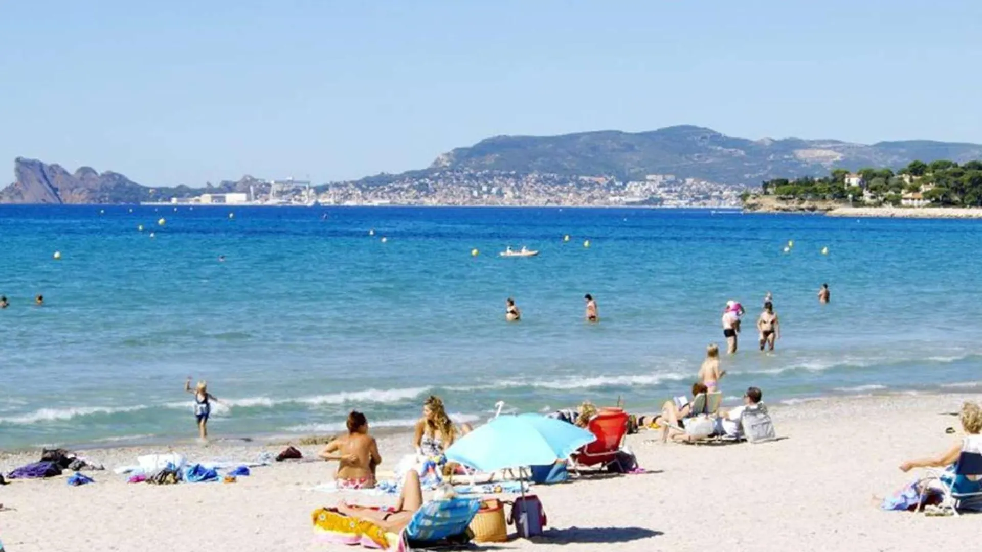 T2 Climatise - Wi-Fi - Parking - Piscine - Tennis - 200M Plages & Commerces - Fr-1-316-322 Six-Fours-les-Plages 0*,